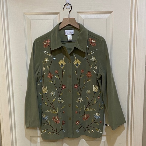 Susan Graver‎ Floral Embroidered Faux Suede Button Front Shirt Jacket Shacket- S - Picture 1 of 8